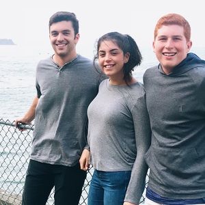 Meet your Posher, Max